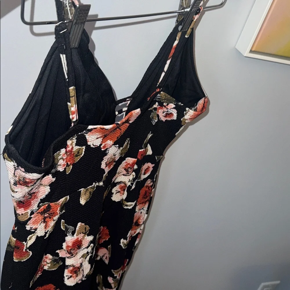 Black Floral Midi Dress with Rose Print - Picture 5 of 6